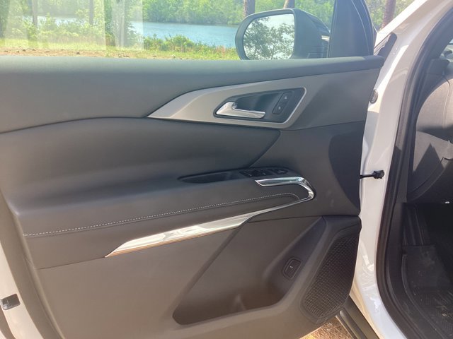 New 2026 Chevrolet Traverse LT w/ Driver Confidence Package FWD image 10