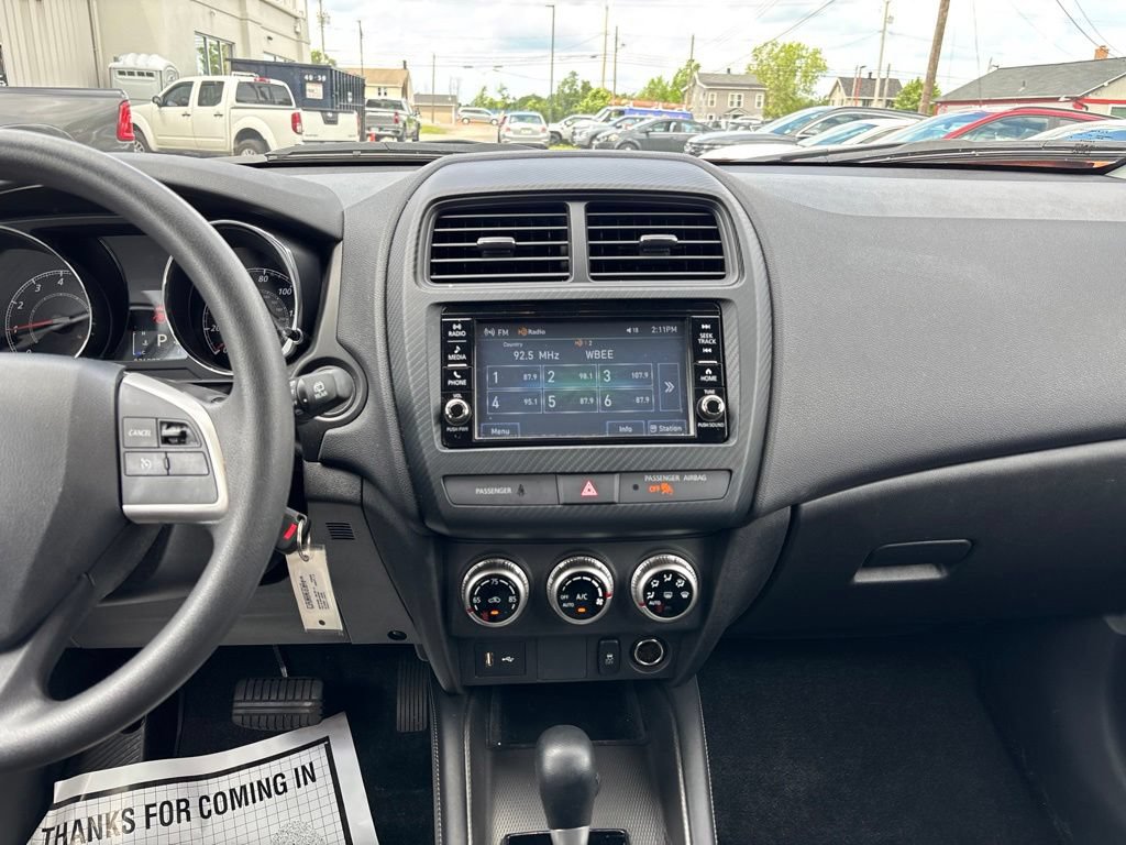 Used 2024 Mitsubishi Outlander Sport ES AWD/4WD image 28