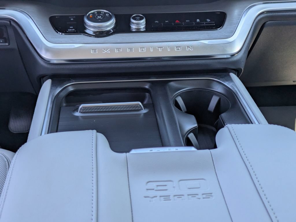 New 2027 Ford Expedition Max Platinum AWD/4WD image 23