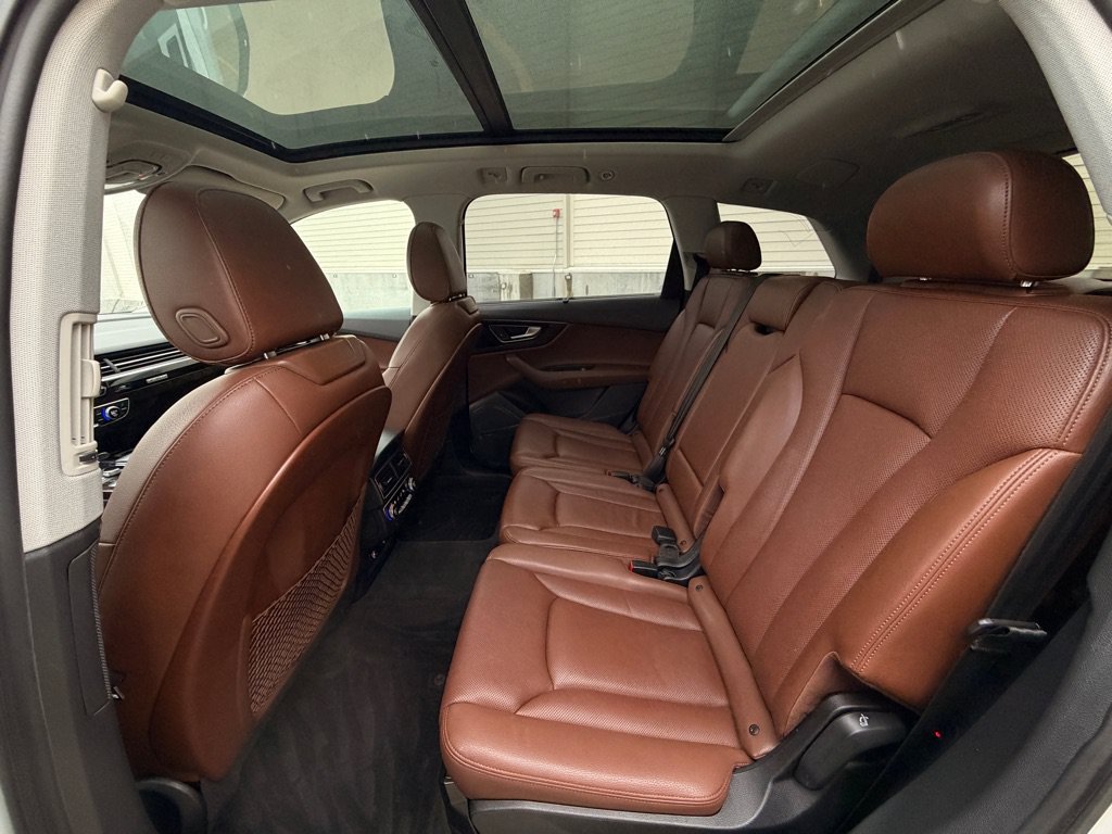 Used 2018 Audi Q7 3.0T Prestige AWD/4WD image 18