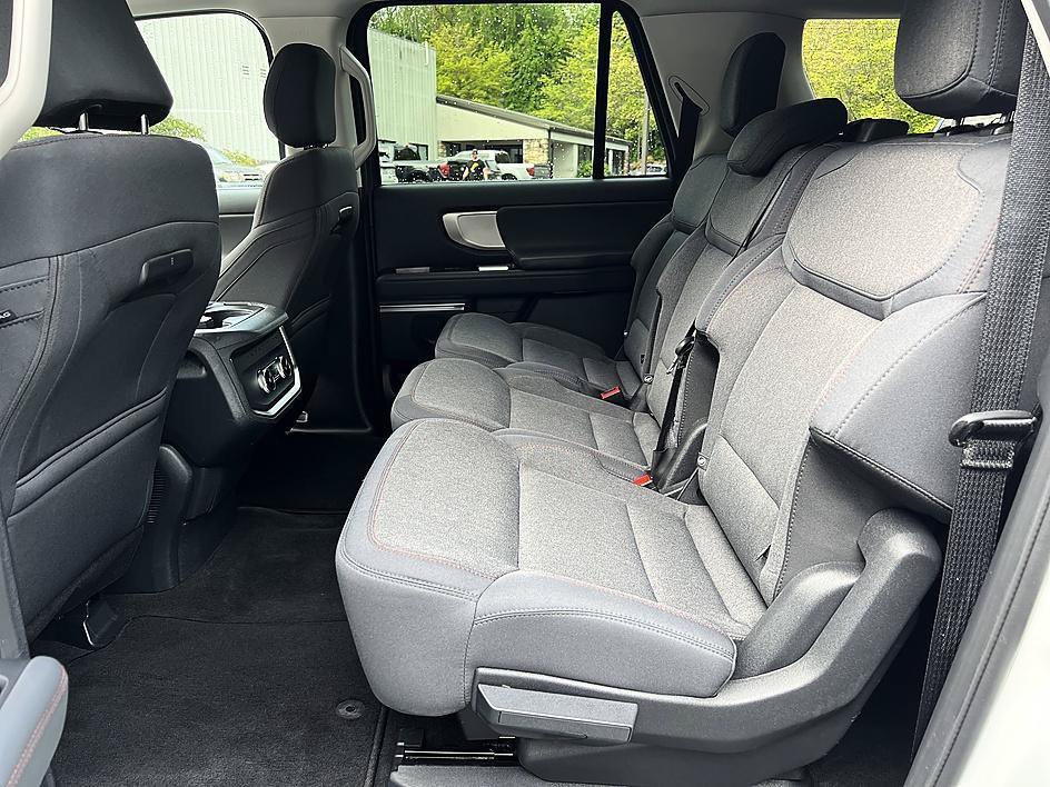Used 2025 Ford Expedition Max Active AWD/4WD image 12