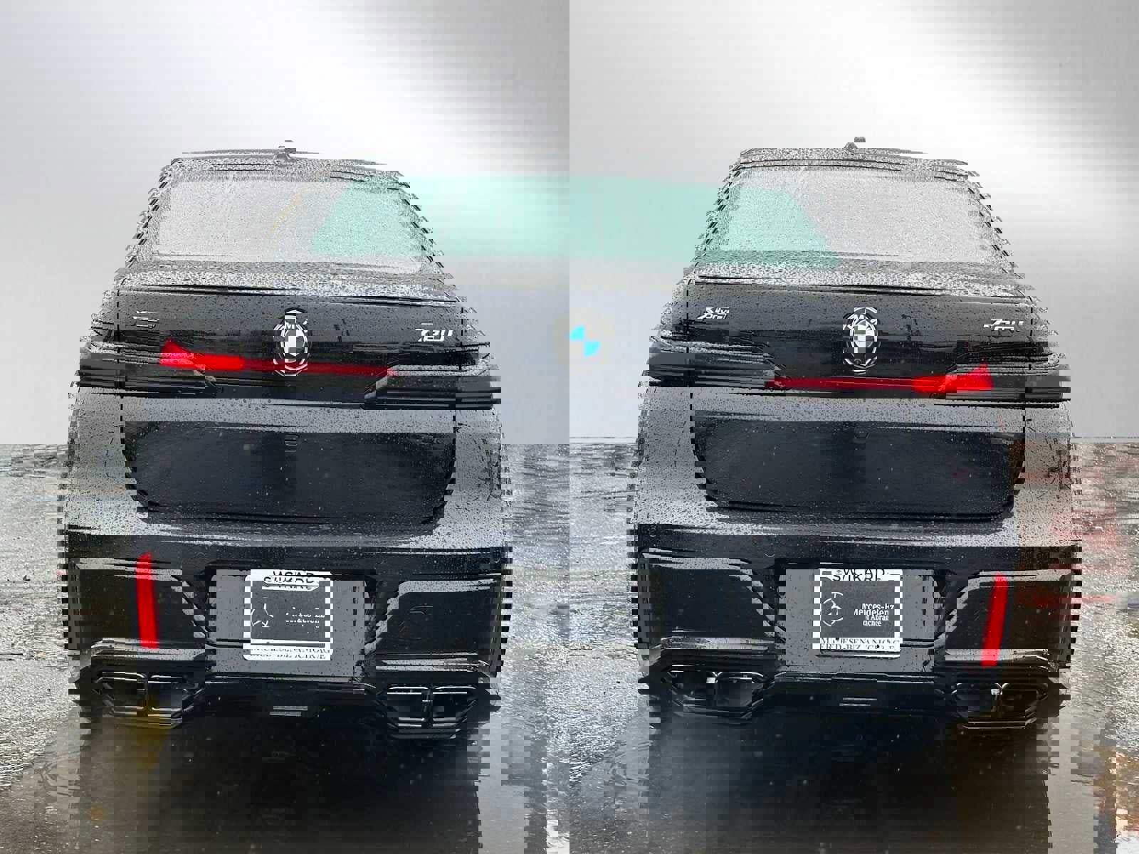 Used 2023 BMW 760i xDrive image 6