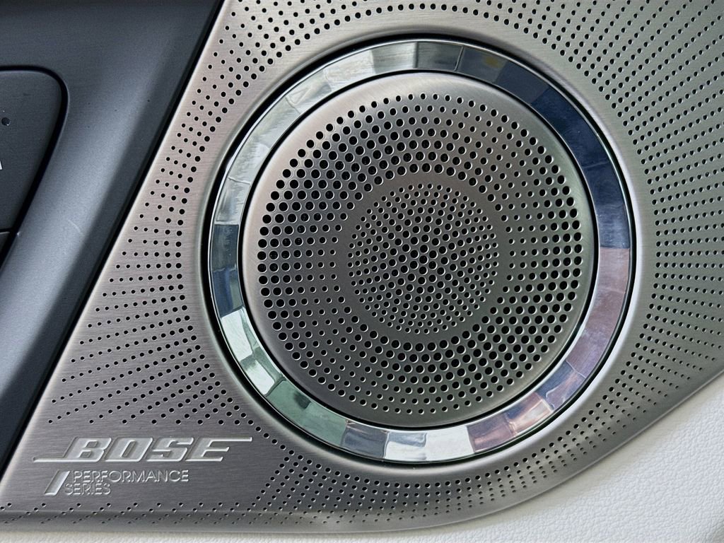 Used 2025 Buick Enclave Avenir w/ Super Cruise Package image 19
