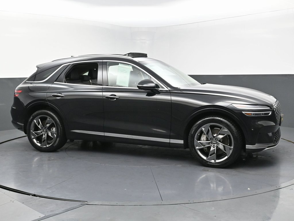 Used 2024 Genesis Electrified GV70 Advanced image 6