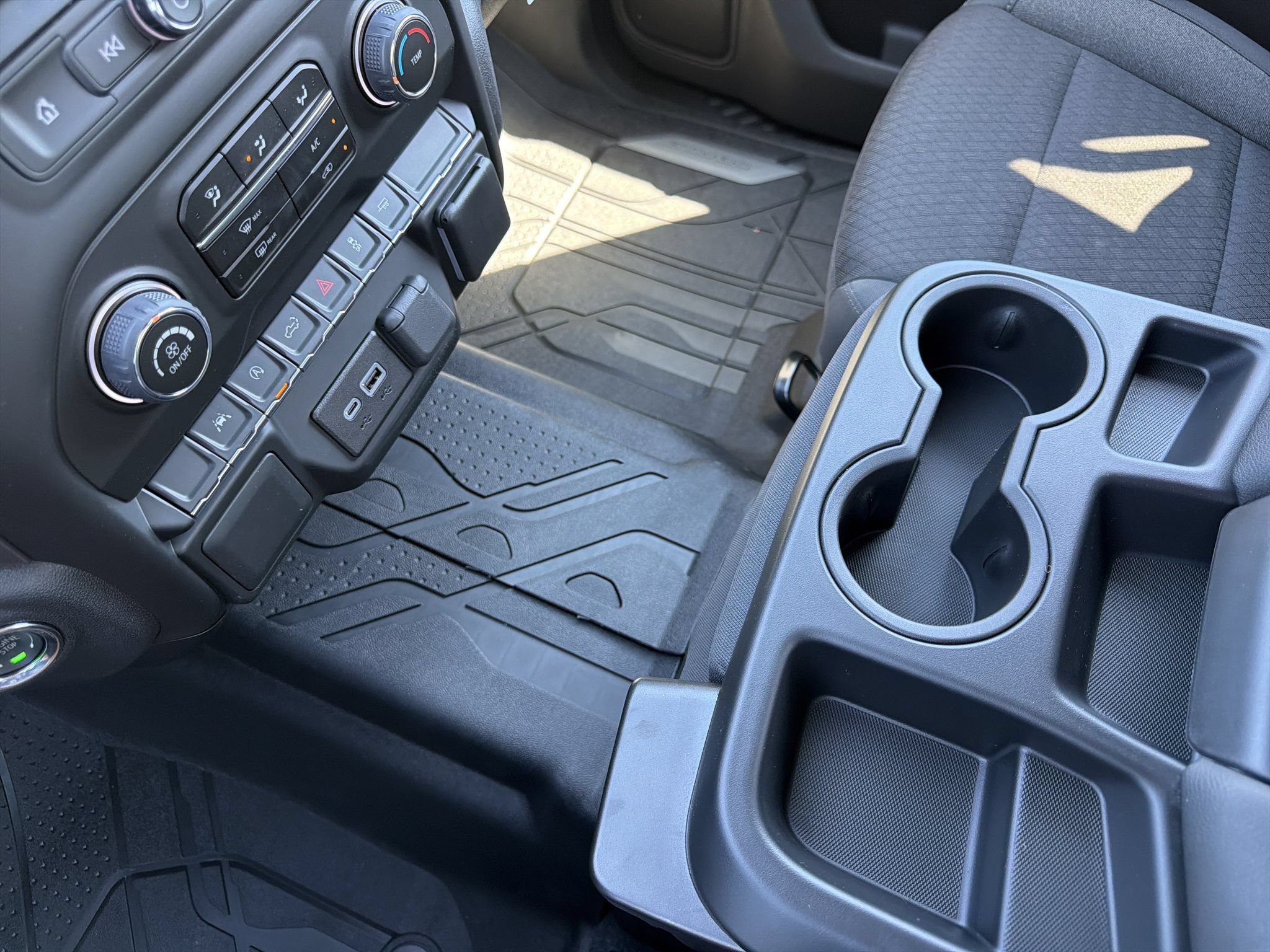 New 2026 Chevrolet Silverado 1500 Custom RWD image 8