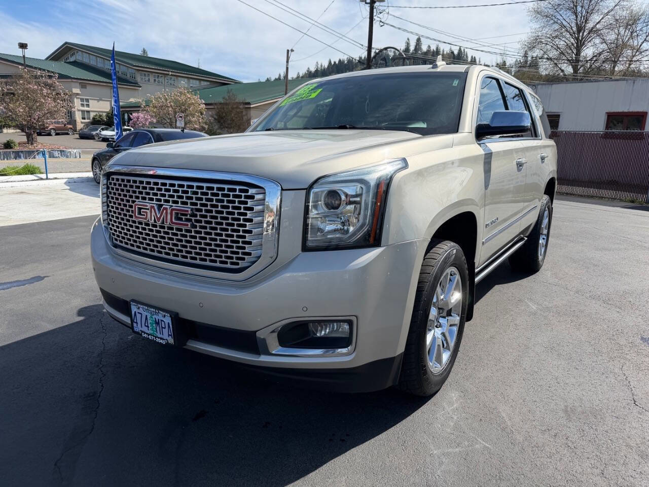 Used 2015 GMC Yukon Denali w/ Premium Package image 4
