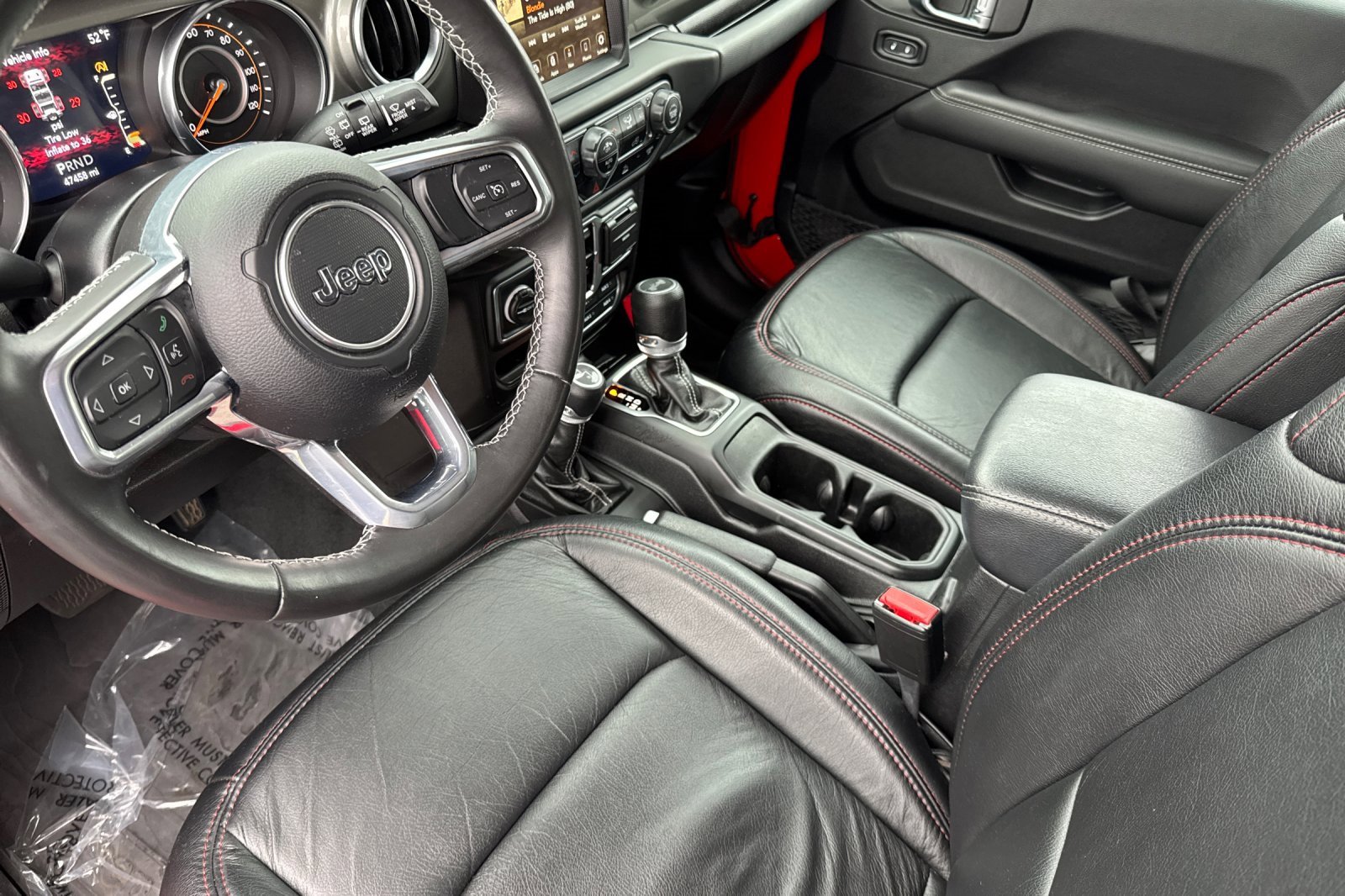 Used 2022 Jeep Wrangler Unlimited Sahara image 9