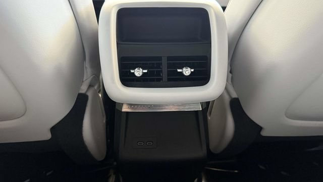 Certified 2024 Cadillac Lyriq Sport w/ LPO, Floor Liner Package AWD/4WD image 32