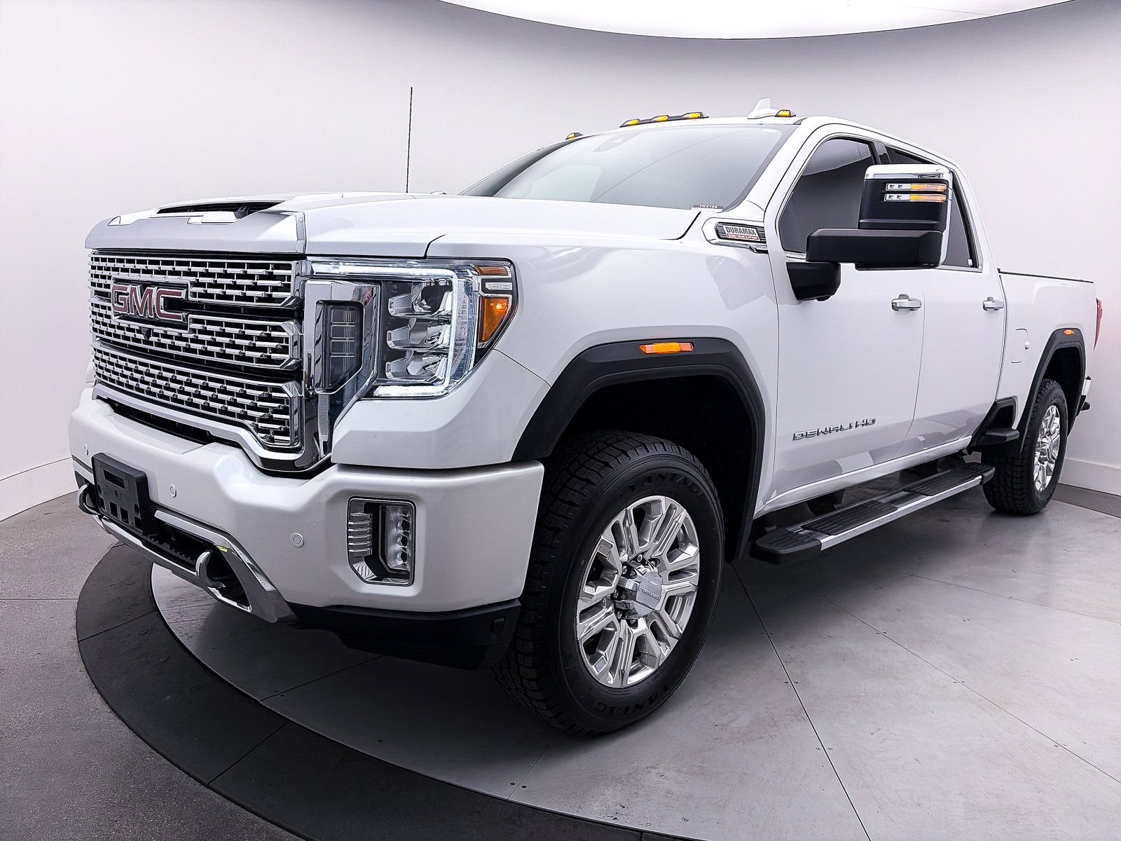 Used 2022 GMC Sierra 2500 Denali AWD/4WD image 15
