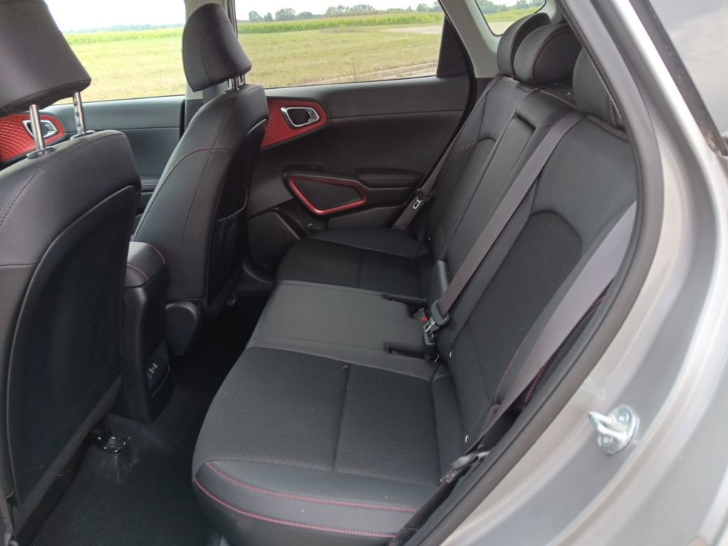 Certified 2024 Kia Soul GT-Line FWD image 18