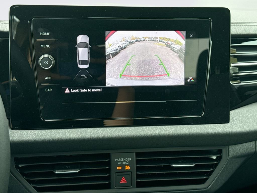 Used 2025 Volkswagen Jetta Sport image 22