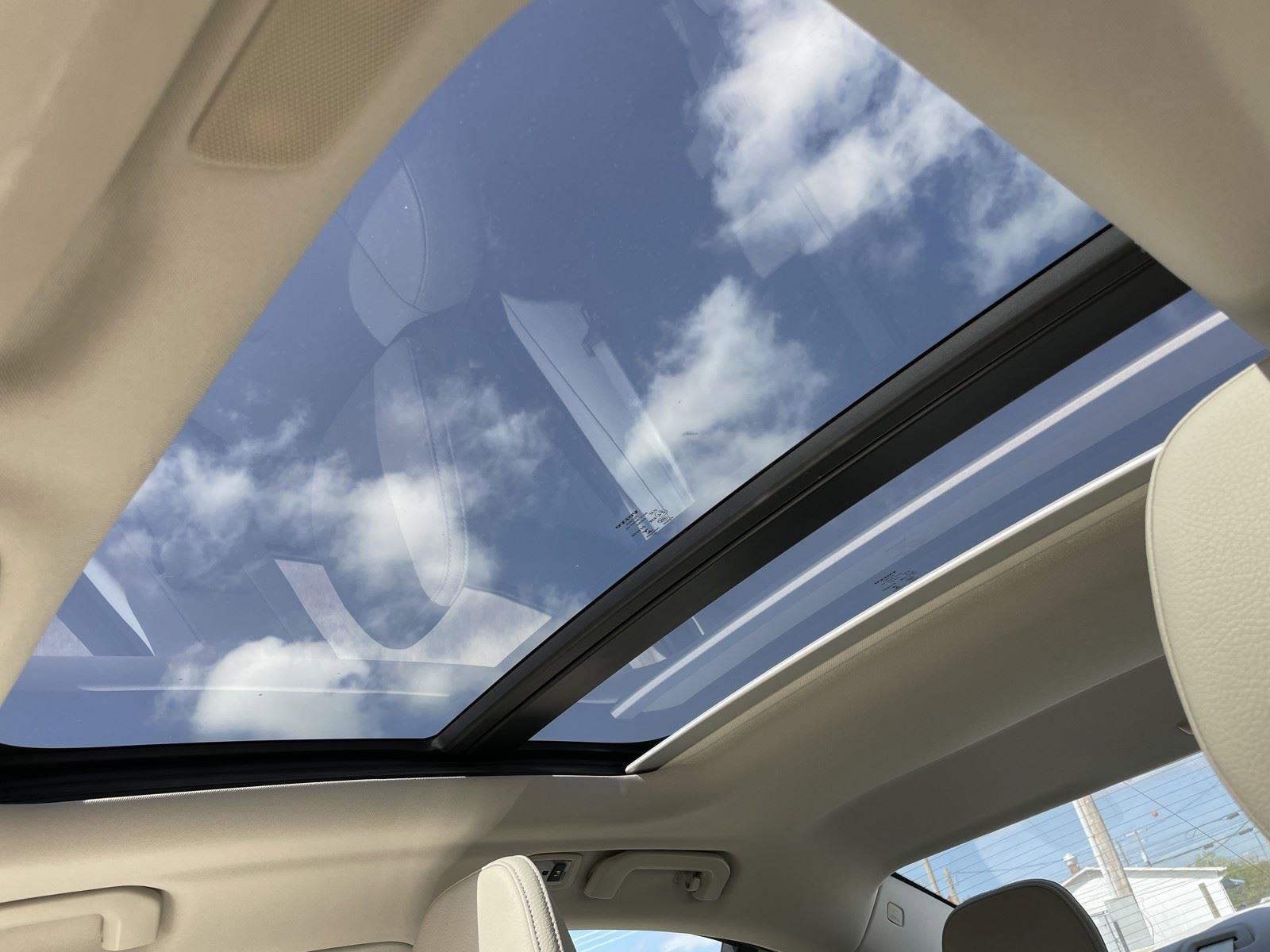 Used 2020 Volvo S60 T6 Momentum image 30