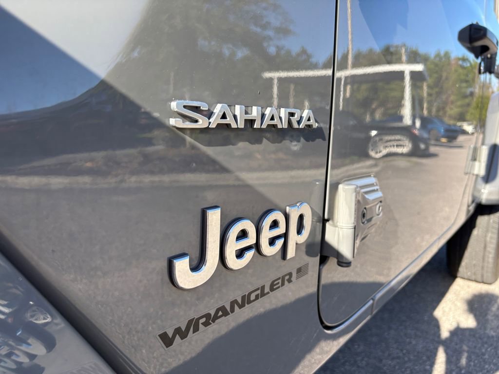 Used 2023 Jeep Wrangler Sahara image 9