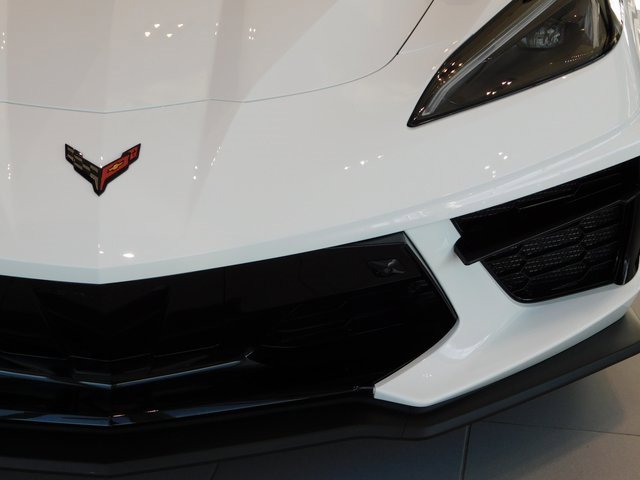 Used 2025 Chevrolet Corvette Stingray Preferred Cpe w/ Battery Protection Package image 9