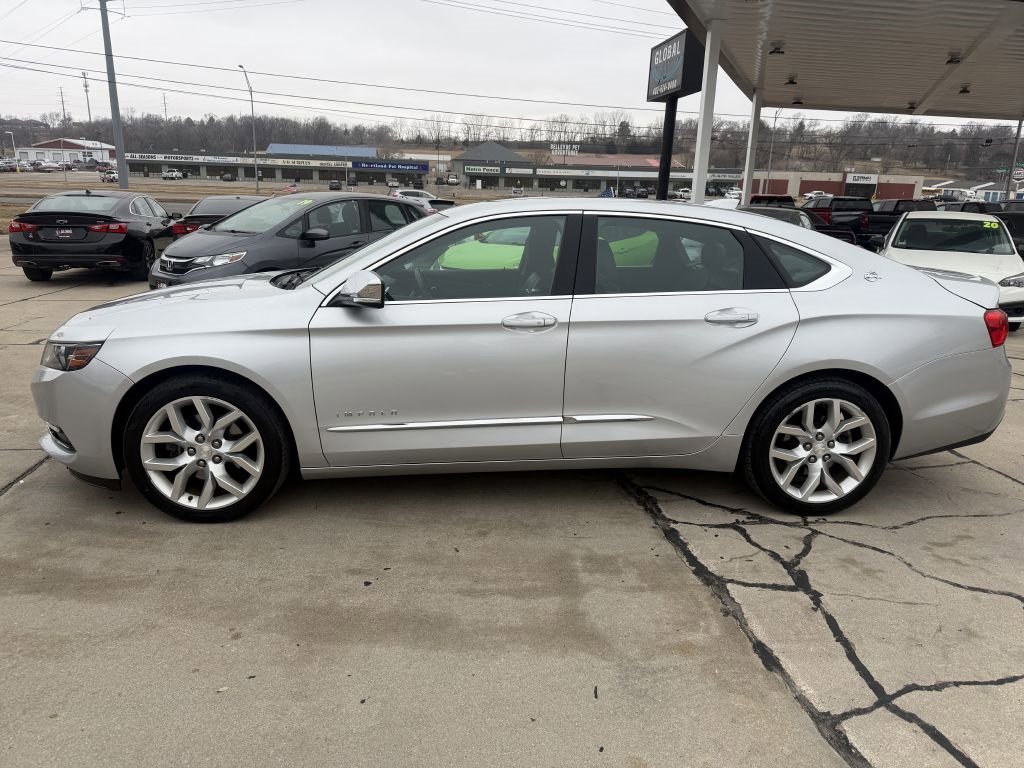 Used 2017 Chevrolet Impala Premier w/ Enhanced Convenience Package image 4