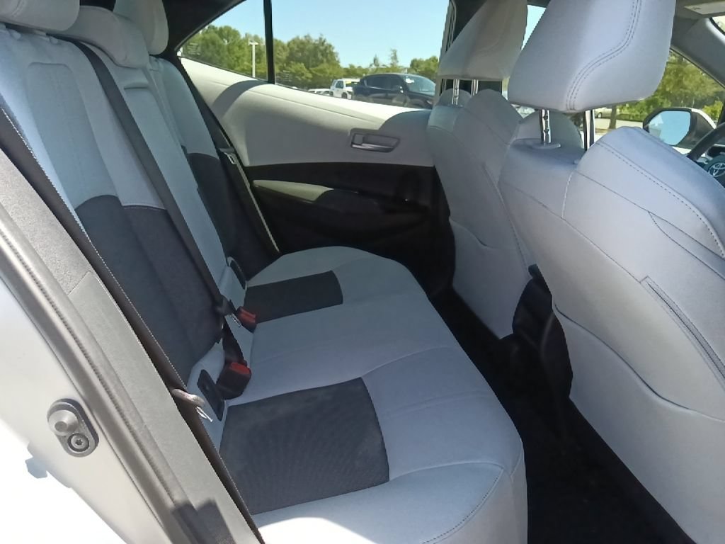 Used 2022 Toyota Corolla XSE FWD image 29