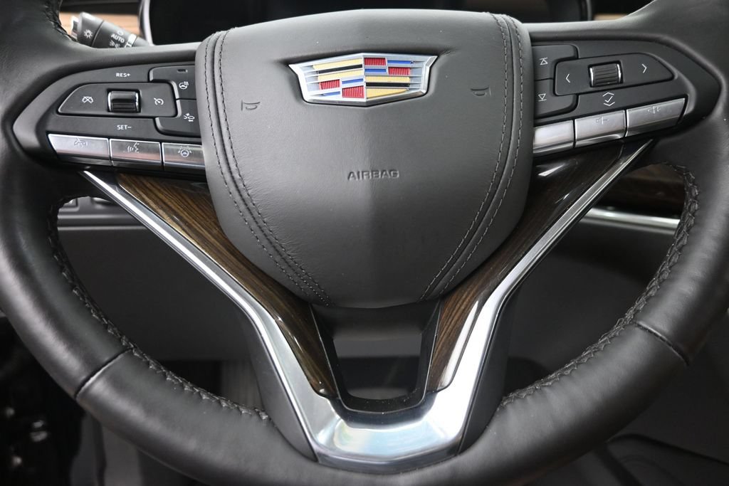 Used 2023 Cadillac XT6 Premium Luxury w/ Platinum Package AWD/4WD image 20