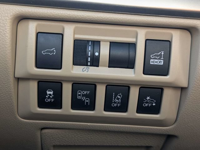 Used 2018 Subaru Outback 2.5i Premium AWD/4WD image 25