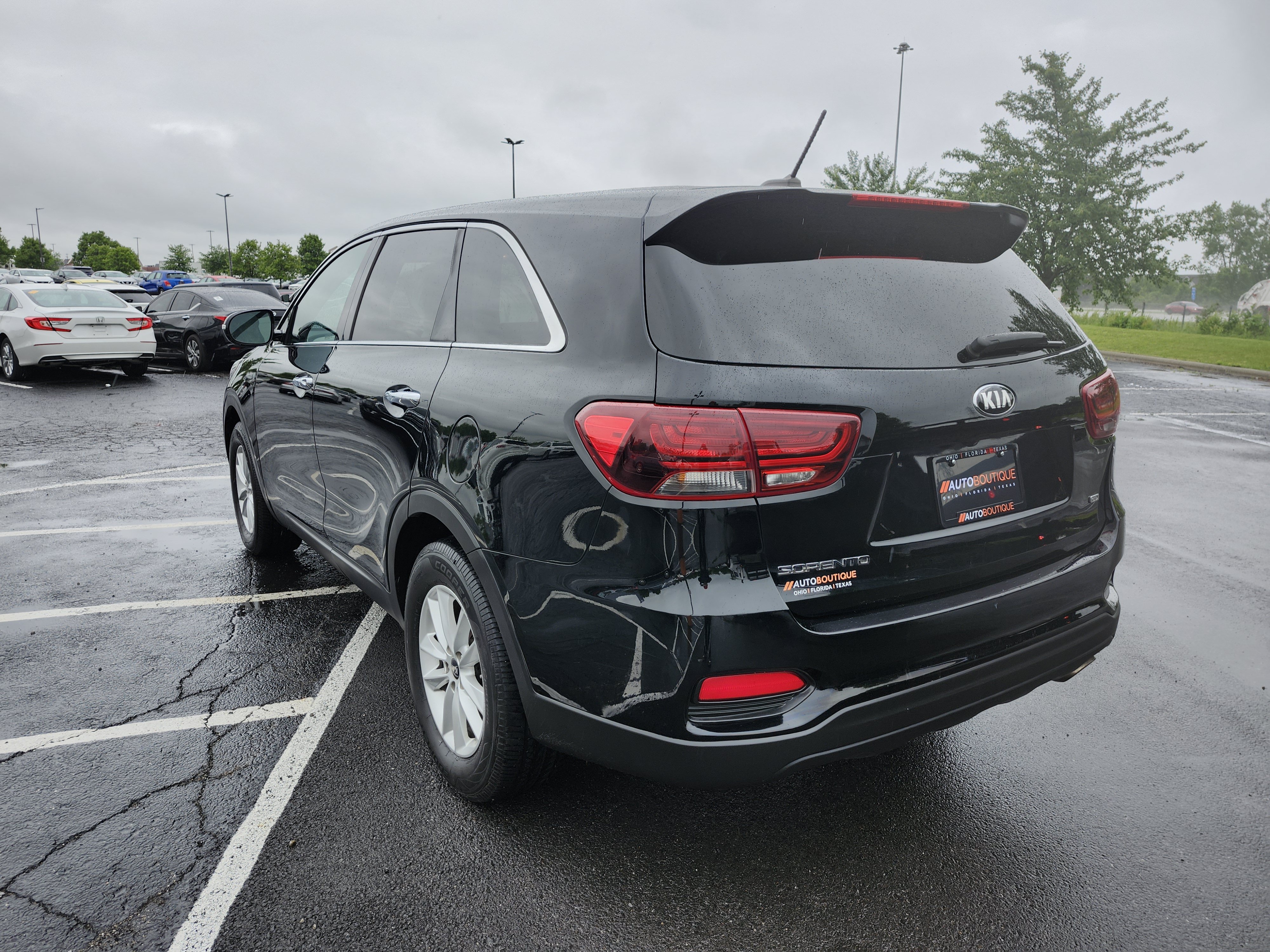 Used 2019 Kia Sorento L FWD image 13