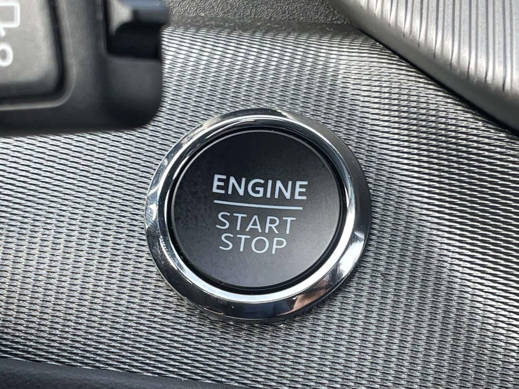 Used 2025 Ford Explorer ST w/ Sun And Sound Package image 38