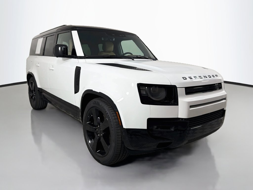 New 2026 Land Rover Defender 130 X-Dynamic SE AWD/4WD image 3