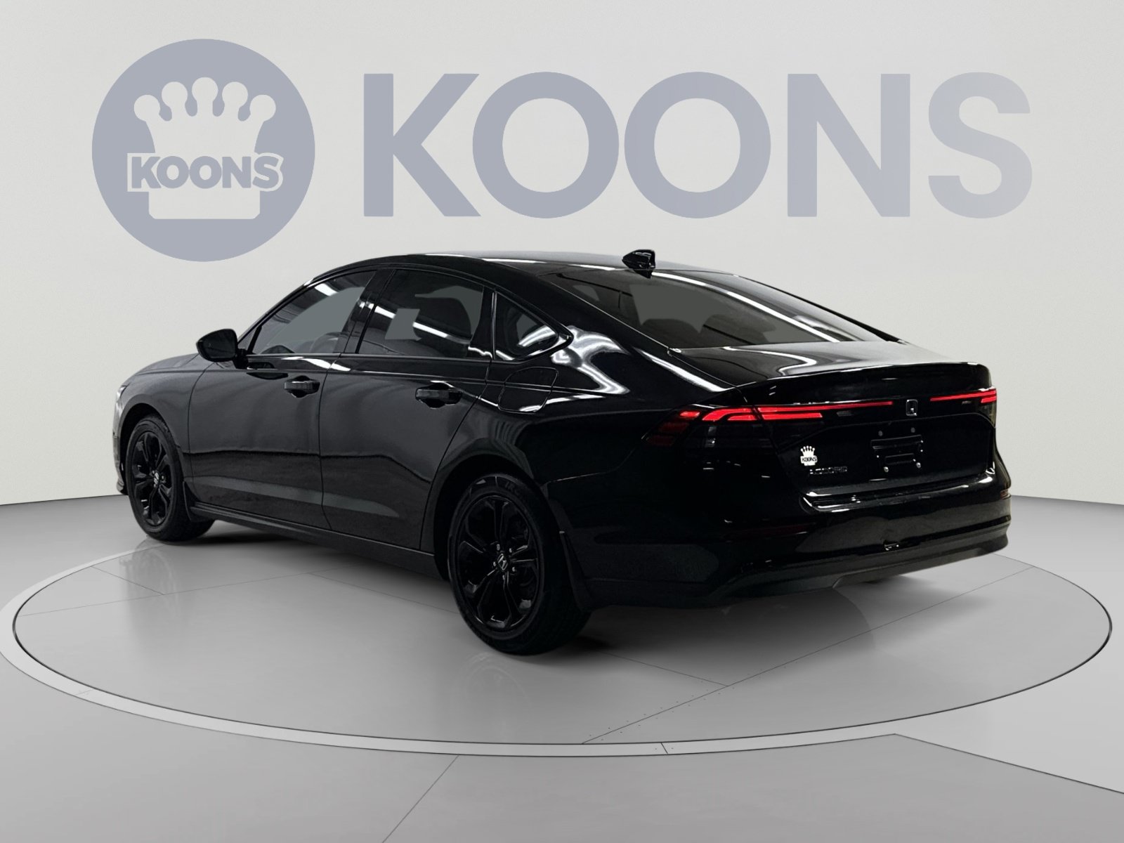 Used 2025 Honda Accord SE image 18