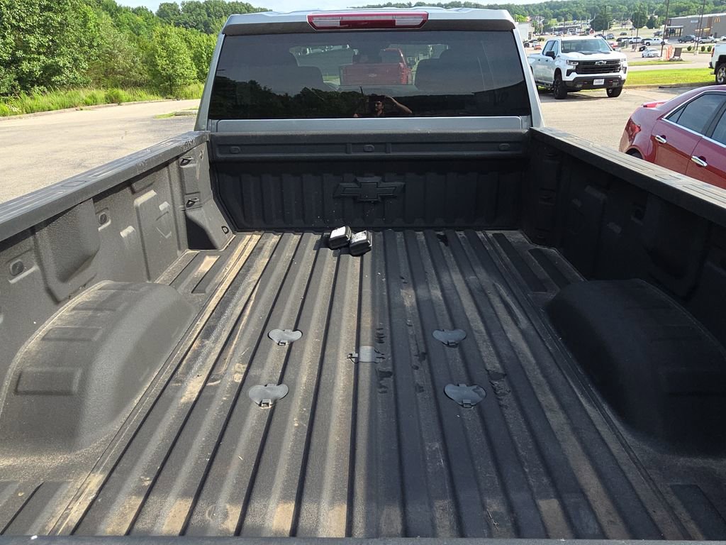 Used 2025 Chevrolet Silverado 3500 LT AWD/4WD image 6