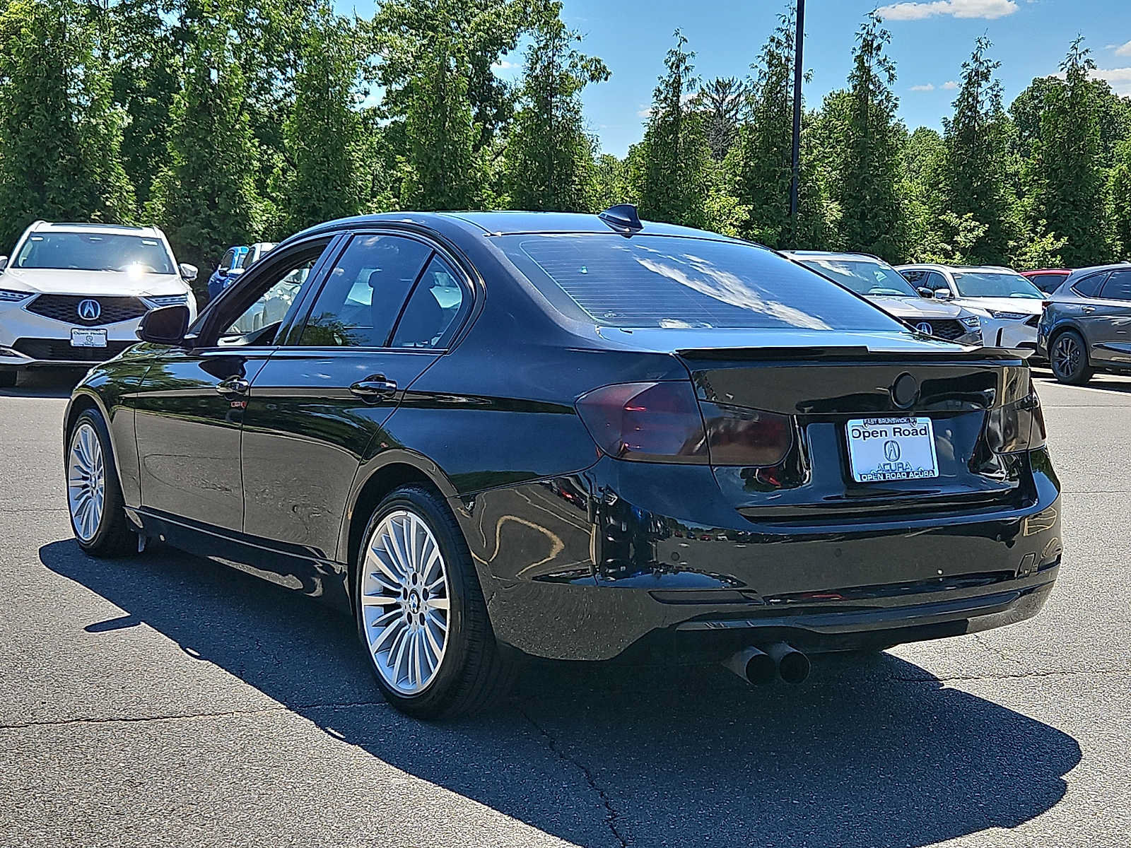 Used 2015 BMW 328i xDrive Sedan AWD/4WD image 5