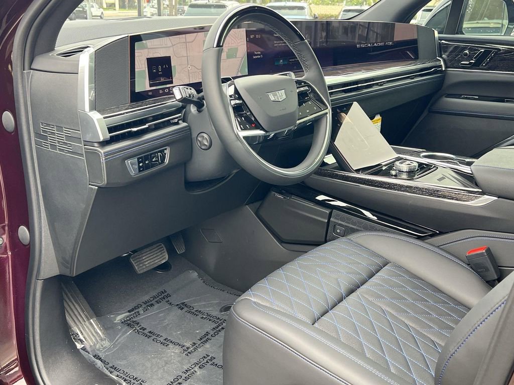 New 2026 Cadillac Escalade IQL Luxury AWD/4WD image 9