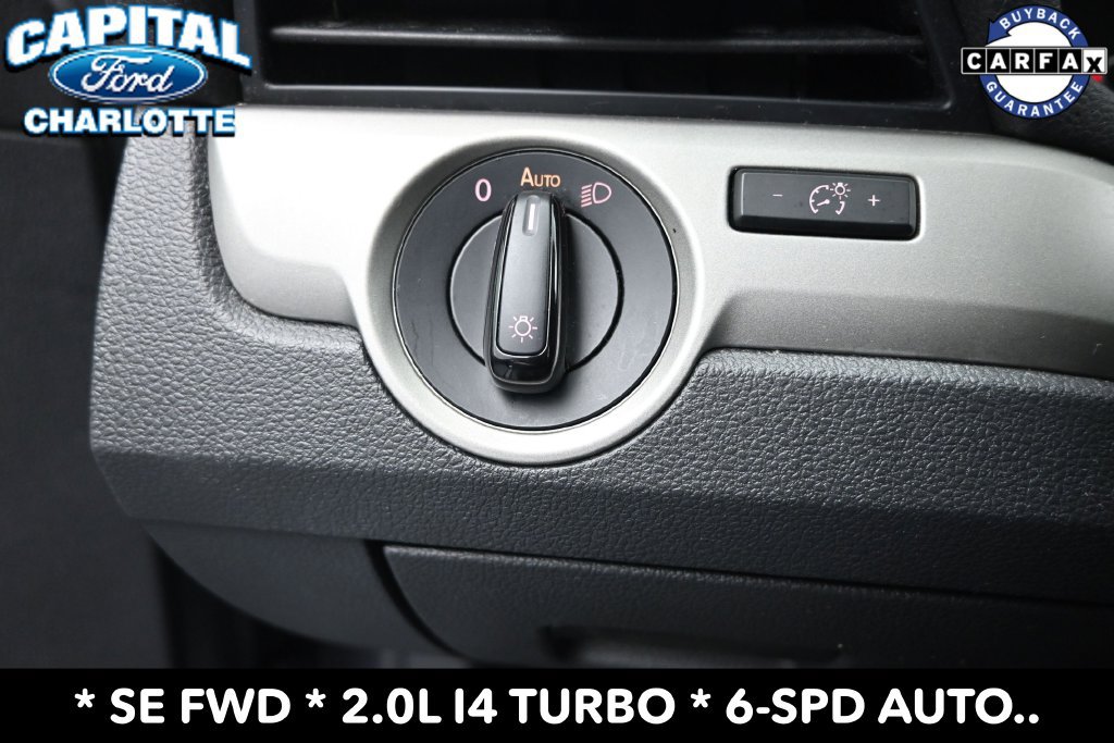 Used 2021 Volkswagen Passat 2.0T SE FWD image 15