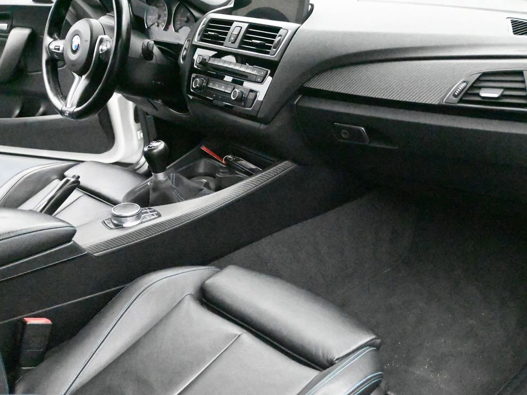 Used 2017 BMW M2 RWD image 3