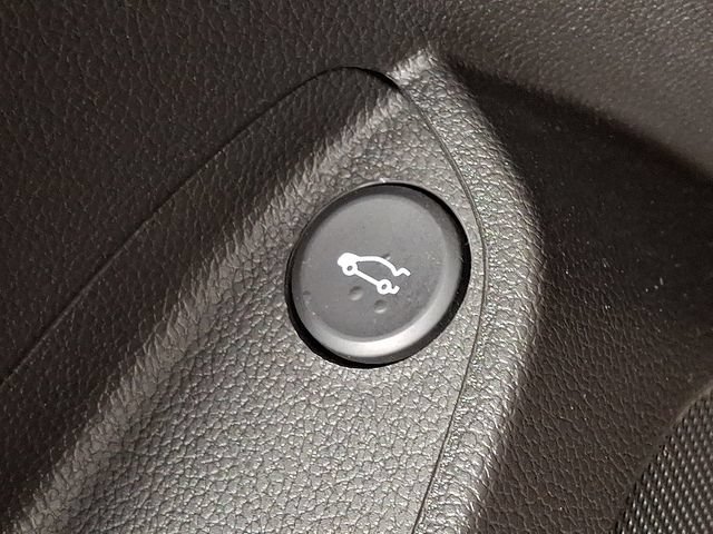 Used 2018 Chevrolet Cruze LT w/ Convenience Package FWD image 23