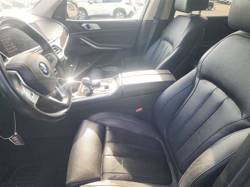 Used 2019 BMW X7 xDrive50i w/ Premium Package AWD/4WD image 9