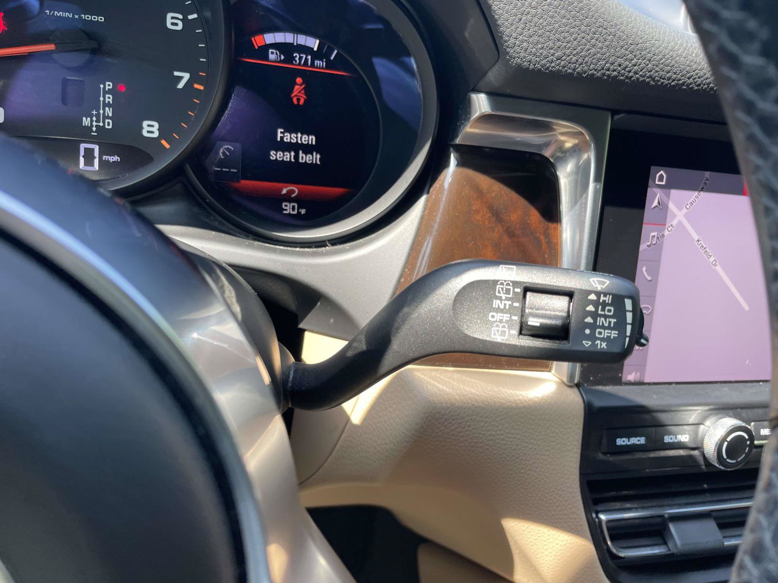 Used 2020 Porsche Macan AWD/4WD image 26