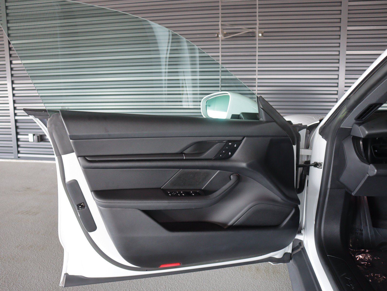 Certified 2023 Porsche Taycan RWD image 22
