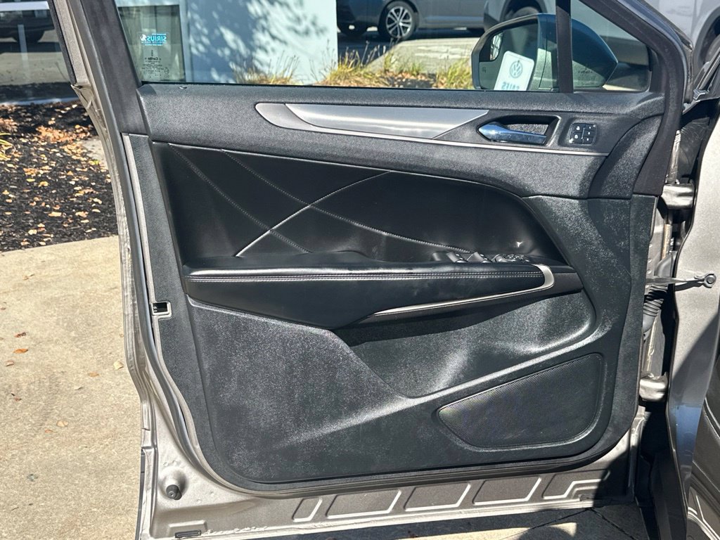 Used 2017 Lincoln MKC Premiere AWD/4WD image 14