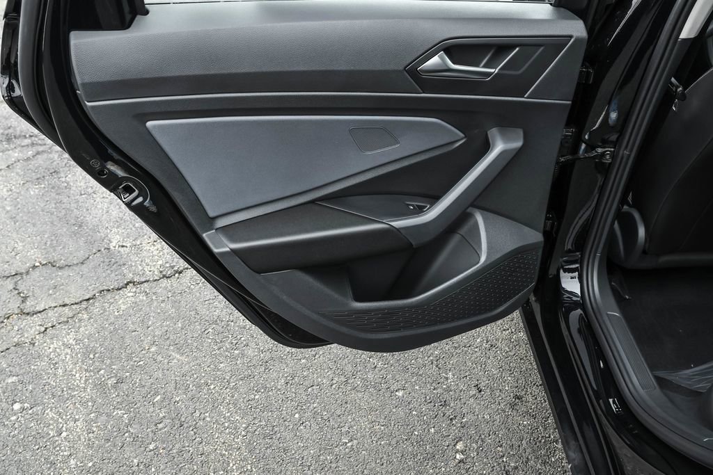 New 2026 Volkswagen Jetta SE image 34