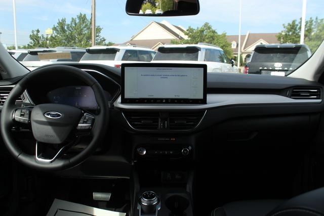 Used 2024 Ford Escape Platinum AWD/4WD image 14