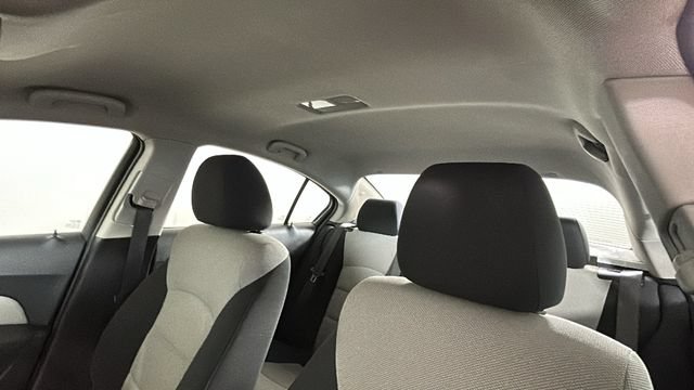 Used 2016 Chevrolet Cruze LS FWD image 13
