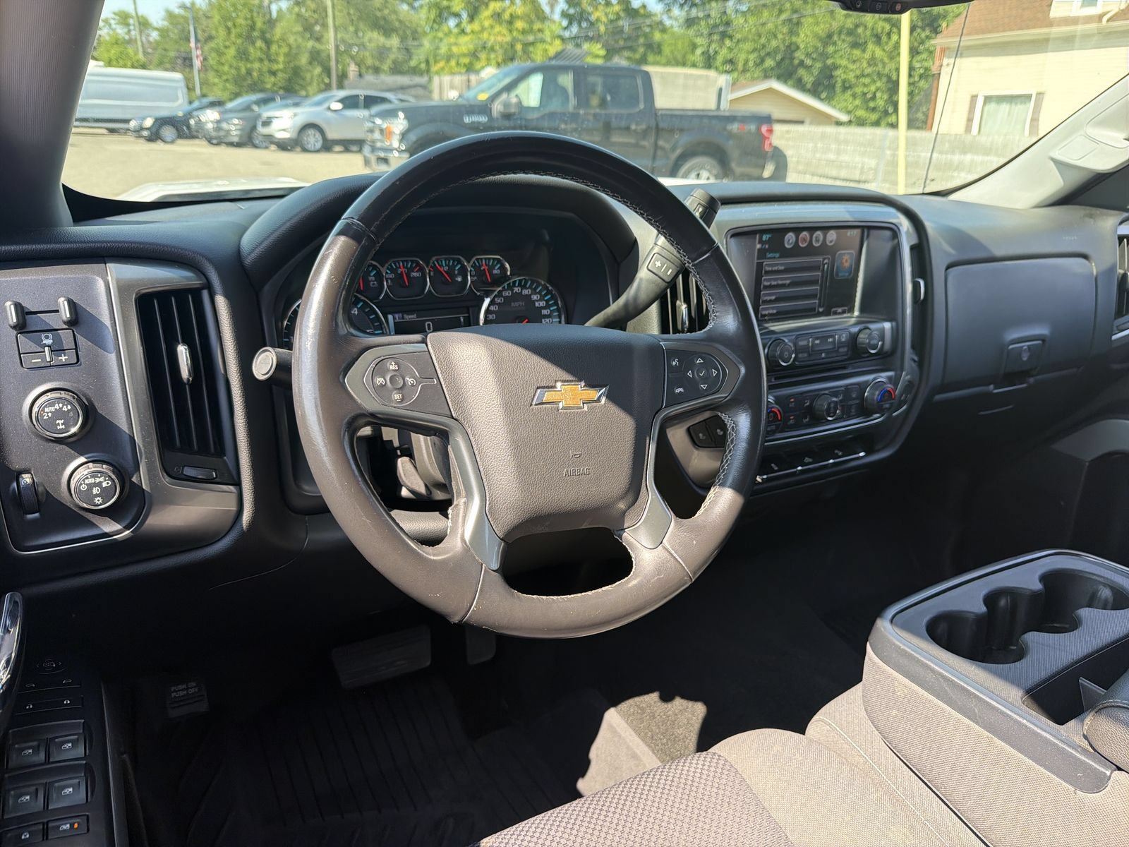 Used 2018 Chevrolet Silverado 1500 LT w/ All Star Edition AWD/4WD image 17