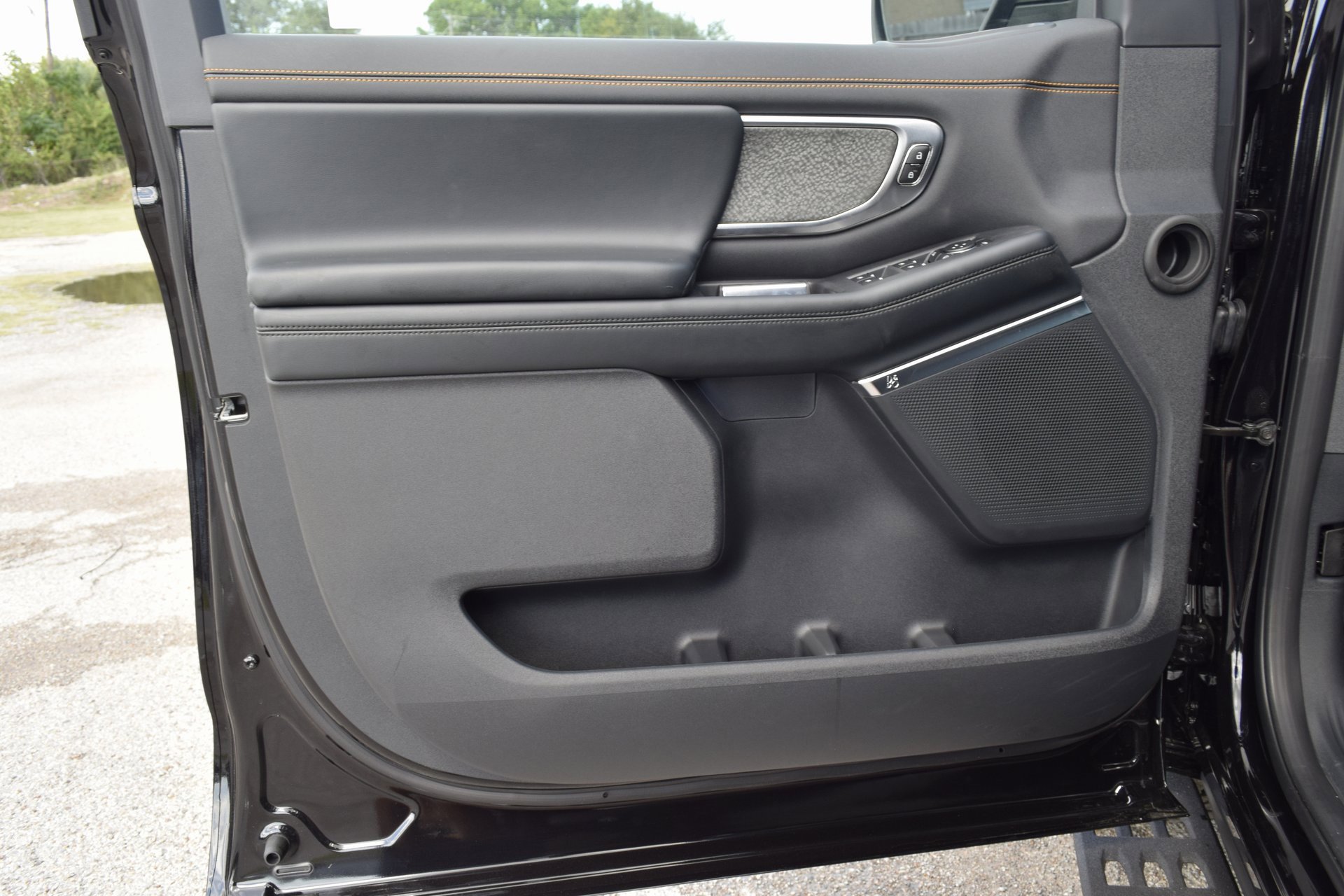 New 2025 Ford Expedition Tremor image 19