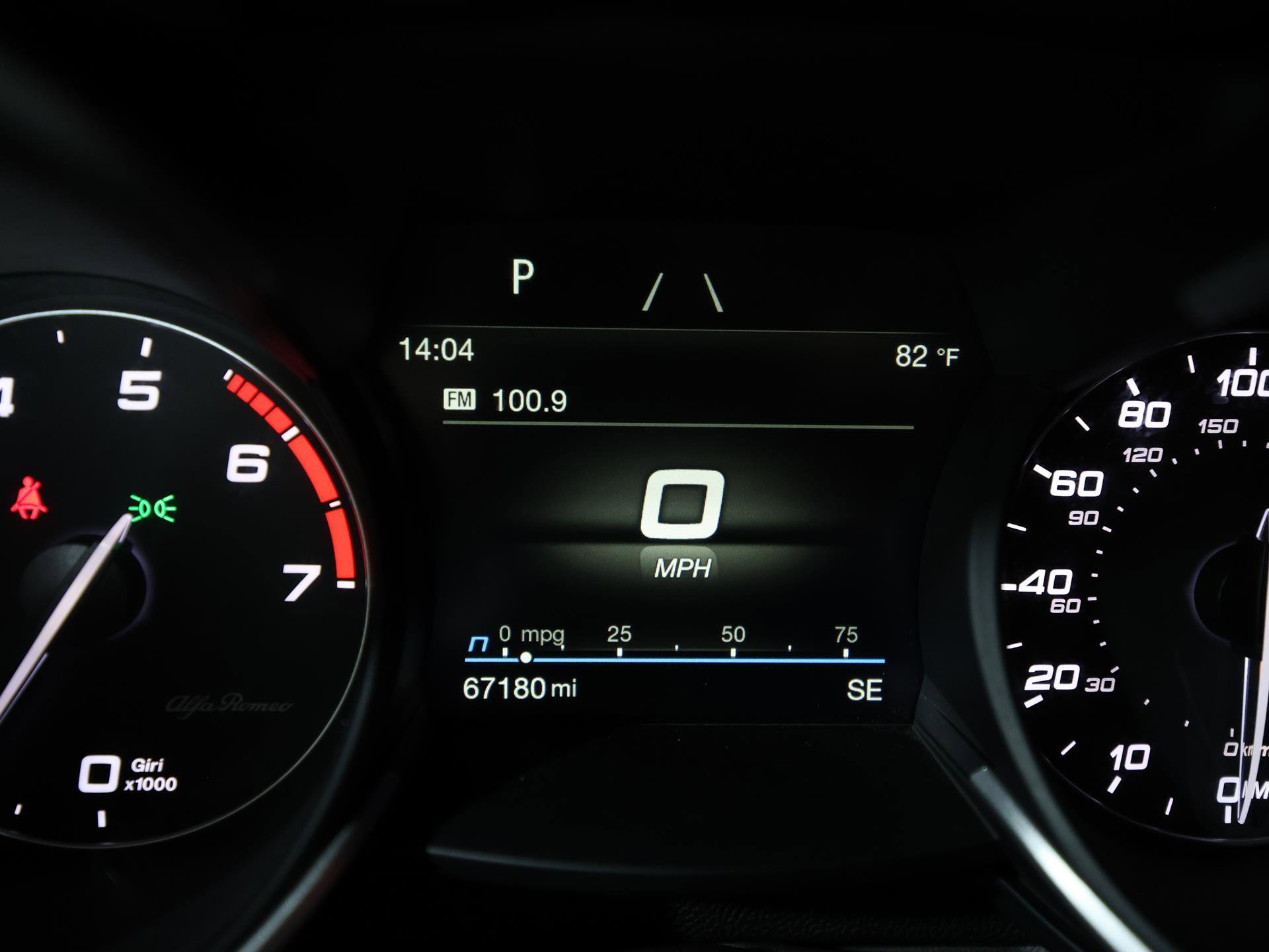Used 2022 Alfa Romeo Stelvio Sprint RWD image 18