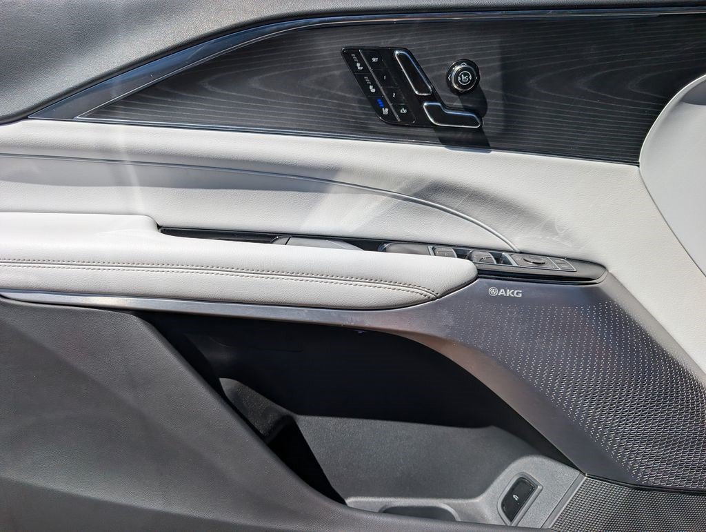 Certified 2024 Cadillac Lyriq Sport AWD/4WD image 17