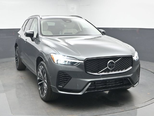 Used 2026 Volvo XC60 T8 Ultra w/ Protection Package Premier AWD/4WD image 2