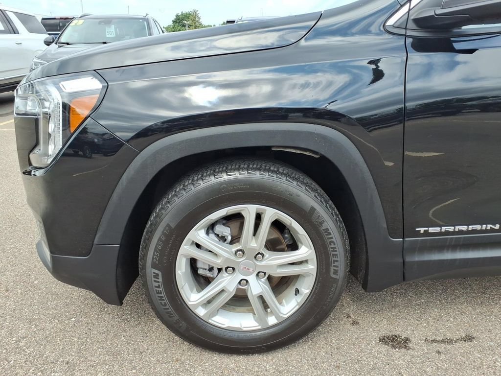 Used 2023 GMC Terrain SLE FWD image 23
