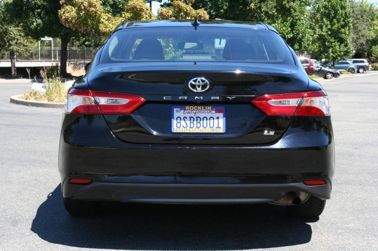 Used 2020 Toyota Camry LE w/ Convenience Package FWD image 6