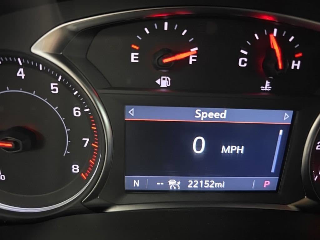 Certified 2024 Chevrolet Blazer LT w/ Convenience Package FWD image 32