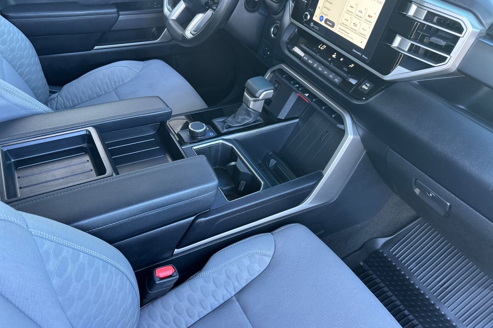 Used 2022 Toyota Tundra SR5 w/ Convenience Package image 17