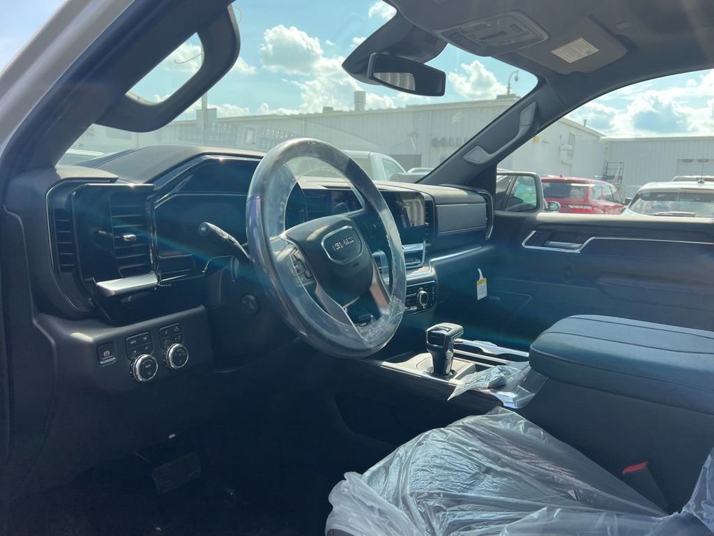 New 2026 GMC Sierra 1500 SLT AWD/4WD image 6