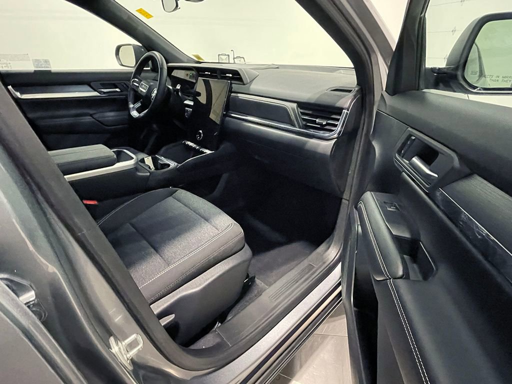 Used 2026 GMC Terrain Elevation image 23